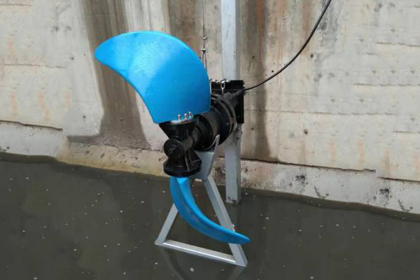 潜水推流器